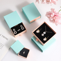 Juego de Cajas para Joyería Becan en Azul Menta, Rosa, Verde Oscuro y Negro con Inserto Negro para Empaque de Collares y Aretes al por Mayor