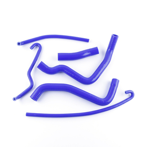 ท่อน้ำหล่อเย็นหม้อน้ำซิลิโคนสำหรับ Suzuki <span class=keywords><strong>gsxr</strong></span> 1000 <span class=keywords><strong>K5</strong></span> K6 2005-2006ชุดท่อซิลิโคนสินค้ามาใหม่ - Product Image 3