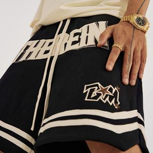 กางเกงขาสั้นกีฬาผ้าฝ้ายระบายอากาศได้ดี เอวยางยืดปานกลาง เนื้อผ้าหนา รับสกรีนโลโก้ คุณภาพสูง งานปักสำหรับผู้ชาย ทรงโอเวอร์ไซส์ - Product Image 2