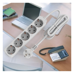 Regleta de Enchufes de 5 Vías con Certificación GS CE RoHS Estándar Europeo, Cable de 3x1.5mm2, 1.4 Metros para Hogar, Oficina y Escritorio - Product Image 6
