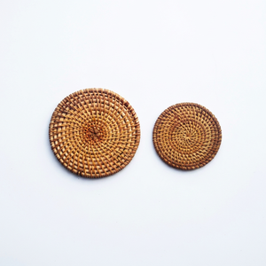 BEST SELLING |   Set de table et sous-verre en rotin tressé à la main, tapis isolant thermique, antidérapant et imperméable, vente en gros Vietnam - Product Image 1