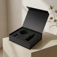 Boîte cadeau magnétique de luxe avec logo personnalisé, pliable, rigide, en papier, avec insert pour vêtements et cosmétiques