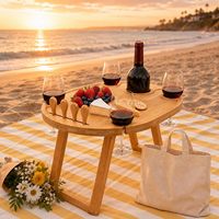Table de pique-nique moderne ovale pliable en bambou gravé avec porte-bouteilles, plateau pliable pour camping et jardin avec 4 porte-verres
