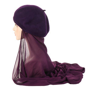 Béret en Chiffon Multicolore de Haute Qualité Nouvelle Arrivée Écharpe pour Femmes Chapeau de Tête Écharpe Populaire Femmes Bérets d'Hiver <span class=keywords><strong>avec</strong></span> Écharpe - Product Image 5