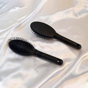 Factory Hot-selling Professional Brush Pin for Remy <strong>Synthetic</strong> Paddle <strong>Wigs</strong> Brush Plastic Detangling Hair Extension Loop Brush - Product Image 5