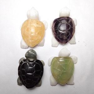 Agujero de estilo más nuevo, colgante surtido de tortuga marina de piedra (HO 2,5mm) - Product Image 1