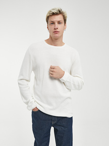 T-shirt à manches longues et col rond en tissu granité uni décontracté surdimensionné pour homme - Product Image 5