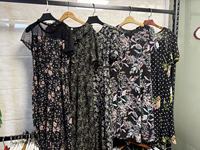 Lot de Robes Vintage en Cachemire pour Femmes, Coupe Moderne, Styles Variés, Silhouette Droite, Vêtements Tendance, Vente en Gros, Chine du Sud-Est