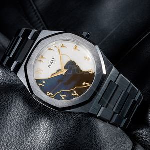 Montre Quartz Ronde Homme Luxe Dorée Étanche Cadran Arabe Vert Personnalisé OEM de Haute Qualité pour Hommes - Product Image 1