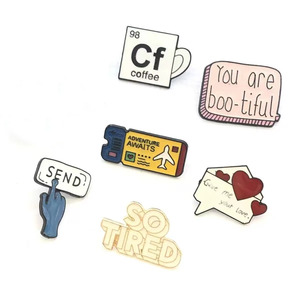 Pins en métal émaillé personnalisés avec technique de moulage - Commande en gros de designs personnalisés, accessoires de porte-clés sur le thème des dessins animés - Product Image 4
