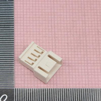 35184-0400 Connecteur de signal fil à fil Boîtier de prise en nylon (PA66) Naturel UL 94 V-0 Nouveau connecteur d'origine en stock 35184-0400