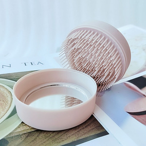 Cepillo de pelo de viaje para desenredar con logotipo personalizado, peine de silicona suave, masaje de pelo liso, Mini cepillo de pelo plegable, espejo - Product Image 1
