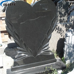 Mármol y granito con lápida de una sola cruz y corazón negro - Product Image 3