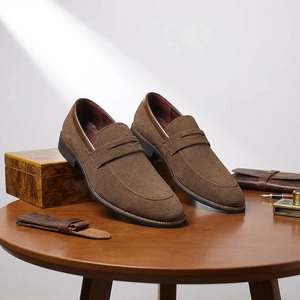 รองเท้าเดินลำลองผู้ชายสไตล์อังกฤษทำมือจากหนังนูบัคคุณภาพสูง ปี 2026 ดีไซน์เรโทรอเนกประสงค์ สวมใส่สบาย - Product Image 4