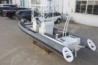 Bateau pneumatique PRO680 680 cm avec coque en aluminium Hypalon et console