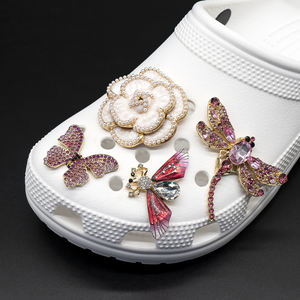 Nuevo diseñador de lujo <span class=keywords><strong>Bling</strong></span> Rhinestone personalizado plantas rosas Metal zapato encantos animales decoraciones de Metal para zapatos joyas de zapatos - Product Image 2