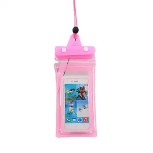 मोबाइल फोन पाउच के लिए फैक्टरी थोक साफ वाटरप्रूफ पाउच तैराकी वाटरप्रूफ फोन बैग तैरते हुए डाइविंग के लिए