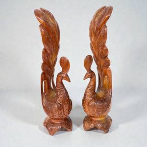 Paire de statues de paons en bois, sculptures d'animaux avec motifs sculptés et ajourés pour la décoration intérieure, cadeau et objet de collection - Product Image 5