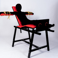 Chaise de chatouilles BDSM rouge, mobilier érotique, tabouret d'entraînement, rack de tortion, entraves pour les pieds, bondage à grande échelle pour couples gays
