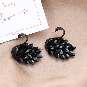 Nuevo Producto: Broche de Cisne Negro con Pedrería y Electrochapado Rosa, Regalos para el Día de la Madre, Broches de Lujo para Mujer, Recuerdos para Bodas y Fiestas - Product Image 3