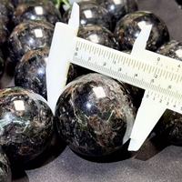 Prix d'usine – Boule de pierre naturelle polie en grenat asphylite pour la guérison, la décoration intérieure et la collection de méditation