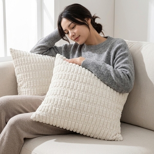Cojín Estético de Pana Suave para Sofá, Color Crema con Rayas Blancas, Almohada de Oficina, Almohada Decorativa Minimalista de Lujo - Product Image 3