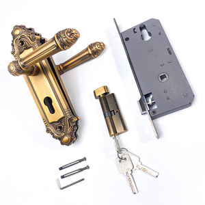 Poignée de serrure de porte <span class=keywords><strong>en</strong></span> alliage de zinc <span class=keywords><strong>en</strong></span> laiton massif moderne classique de luxe ensemble de poignée de levier de serrure de porte <span class=keywords><strong>en</strong></span> bois longue plaque - Product Image 5