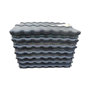 Tuile de toiture en métal enduit de pierre de couleur à bas <span class=keywords><strong>prix</strong></span> conception moderne/industrielle/traditionnelle tuile de <span class=keywords><strong>bardeaux</strong></span> d'asphalte ignifuge pour hôtels - Product Image 1