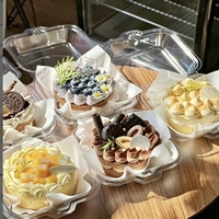Boîtes en plastique PET transparentes écologiques personnalisées en usine avec logo et impression sur mesure, service OEM/ODM pour l'emballage de gâteaux et de desserts
