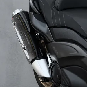 Protection des tuyaux d'échappement de moto en fibre de carbone pour YAMAHA <span class=keywords><strong>Tmax</strong></span> 530 2015-2016 - Product Image 4