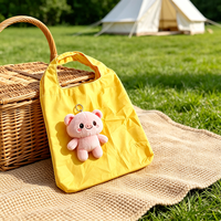 Nouveau design Sac de courses réutilisable en peluche en forme de cochon avec porte-clés cochon mignon en peluche – Vente en gros