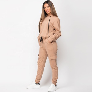 Conjunto Deportivo Completo con Capucha para Mujer, Diseño 2 en 1, Resistente al Viento, Poliéster/Algodón, Invierno, Sudadera con Capucha y Pantalones Joggers - Product Image 1
