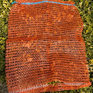 Bolsa de malla Pe Raschel de plástico de alta calidad e irrompible en embalaje de limón en rollo - Product Image 1