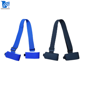 Correas para transportar bastones de esquí con soporte acolchado y banda elástica que protegen el equipo de esquí de descenso y de montaña para hombres, mujeres y principiantes - Product Image 4