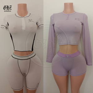 Completo Estivo 2026 da <span class=keywords><strong>Donna</strong></span> Y2K: Abbigliamento in Cotone con Blocchi di Colore, Scollo a V, Maniche Lunghe e Pantaloncini con Coulisse - Set Loungewear Due Pezzi - Product Image 3