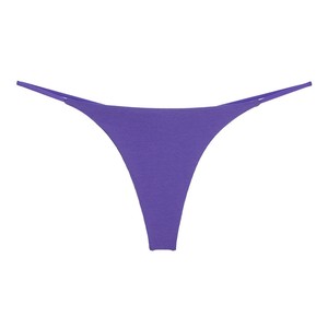 Culottes string sexy de style européen et américain pour grandes tailles, design ajouré, chaîne en forme de cœur, entrejambe en pur coton - Product Image 4