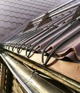 Ce tự điều chỉnh Cáp sưởi ấm chống đóng băng Ống sưởi ấm mái Cáp de-cing máng xối tuyết nóng chảy dấu vết nhiệt - Product Image 1