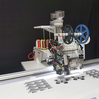 Grand espace de travail machine à broder informatisée tête unique 12 15 aiguilles avec deux perles de couleur sequin dispositif multi fonctions