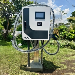 Station <span class=keywords><strong>de</strong></span> recharge rapide murale pour véhicules électriques Penoda 20 kW, 30 kW, 60 kW, double <span class=keywords><strong>borne</strong></span>, chargeur DC CCS2 40 kW avec terminal <span class=keywords><strong>de</strong></span> paiement par carte <span class=keywords><strong>de</strong></span> crédit, certifiée CE, TUV, FCC - Product Image 2