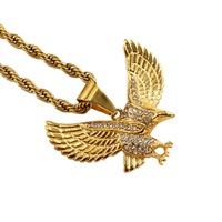 Colgante de águila de acero inoxidable 316L con circonitas pavé, tono dorado, pulido espejo, para hombre, unisex, hipoalergénico, personalizable