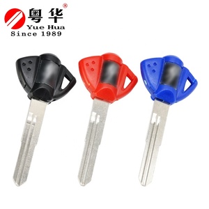 Clés vierges industrielles de <span class=keywords><strong>moto</strong></span> à fente droite couleur OEM accessoires de <span class=keywords><strong>moto</strong></span> pour <span class=keywords><strong>Suzuki</strong></span> GSXR 600 750 1000 SV650 K1-K11 - Product Image 2