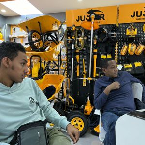 Rechtvaardiger Uitstekende Kwaliteit Gebouw Industriële Bouw Kruiwagen Zware Handgereedschap Diepe Emmer Wiel Kruiwagen - Product Image 4