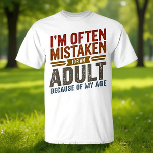 A menudo me confunden con un adulto debido a mi edad, camiseta - Product Image 3