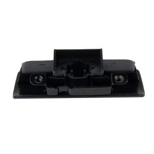 Manija de la guantera BMW 51168163018 de plástico negro para consola de reposabrazos de coche E39 E46 E53 E83 E90 - Product Image 1