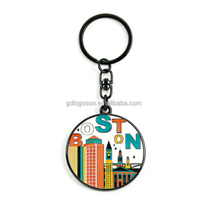 Nouveauté Porte-clés en émail coloré avec silhouette de la skyline de Boston, placage métallique noir, souvenir de voyage, cadeau pour les amateurs de la ville - Product Image 2