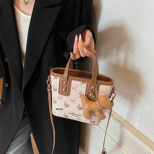 Sac à main seau imprimé haut de gamme pour <span class=keywords><strong>femme</strong></span>, nouvelle collection 2025, polyvalent, tendance, avec fermeture éclair, pour le transport de légumes, sac bandoulière transfrontalier - Product Image 2