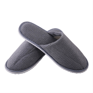 Pantoufles jetables d'<span class=keywords><strong>hôtel</strong></span>, pantoufles personnalisées avec logo, pantoufles gaufrées bon marché pour spa et salle de bain msi - Product Image 4