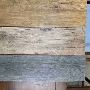 <span class=keywords><strong>Vinyle</strong></span> PVC Grain de bois 4-8mm LVT Carreaux de <span class=keywords><strong>sol</strong></span> et Marbres Autocollant Utilisation scolaire intérieure Étanche Écologique DIY Système de verrouillage par clic - Product Image 3