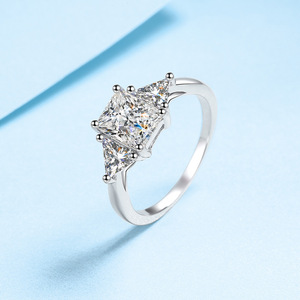 Bague de mariage en argent 925 avec diamant taille radiant de 3 carats, <span class=keywords><strong>test</strong></span>é, couleur <span class=keywords><strong>D</strong></span>, moissanite, véritable pierre précieuse, bijoux pour femmes - Product Image 2