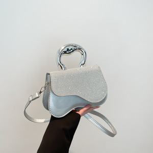 Printemps/été 2025 Sacs à main et sacs de luxe pour femmes à la mode et décontractés - Product Image 4